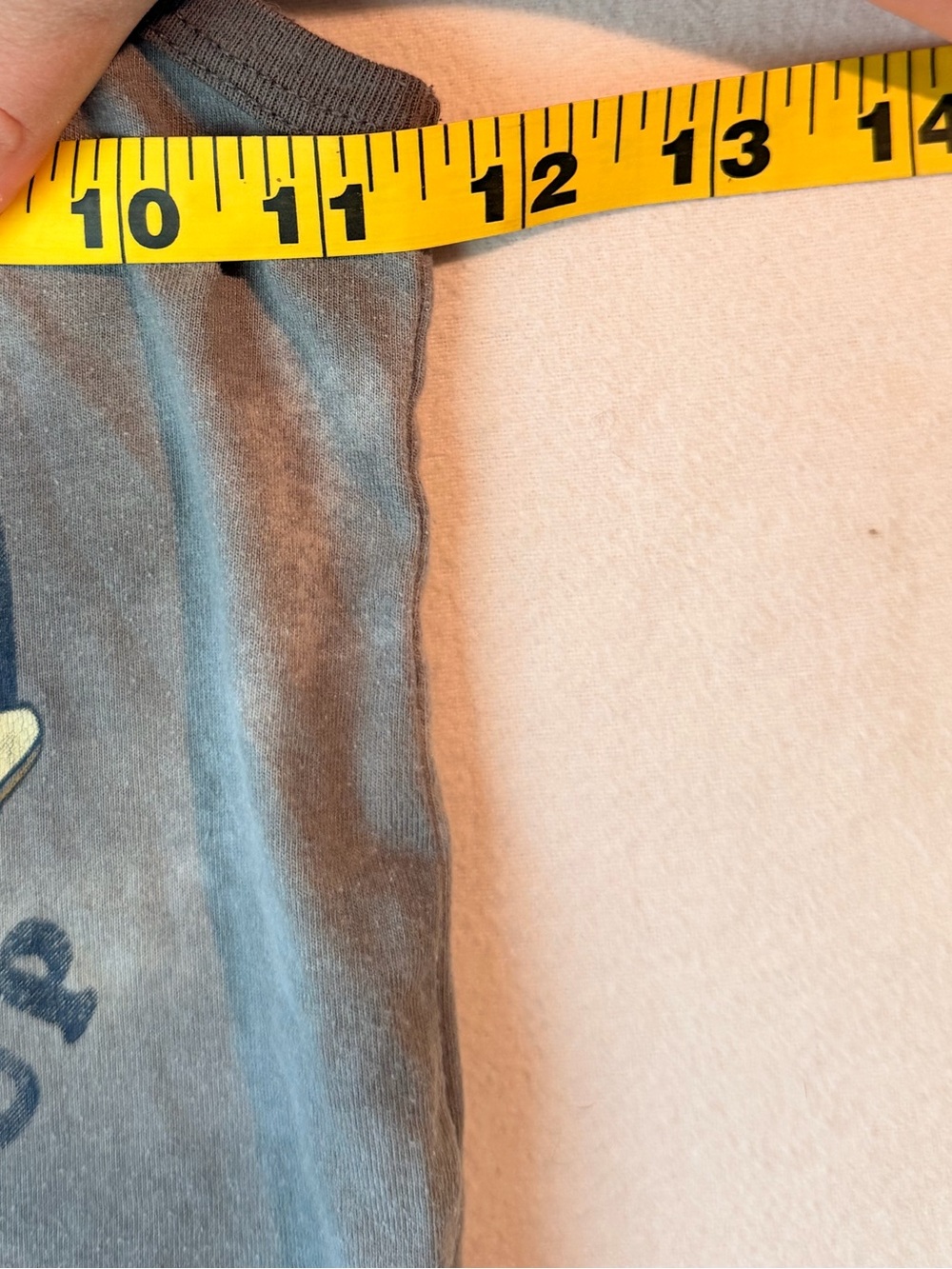 OshKosh B'gosh Gray Tank Top with Surf Dinosaur Graphic - Picture 6 of 6